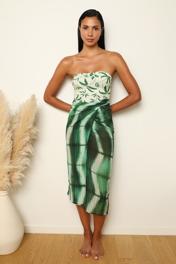 LYNDA-GREEN-LIPS-W-INGRID-TIE-DIE