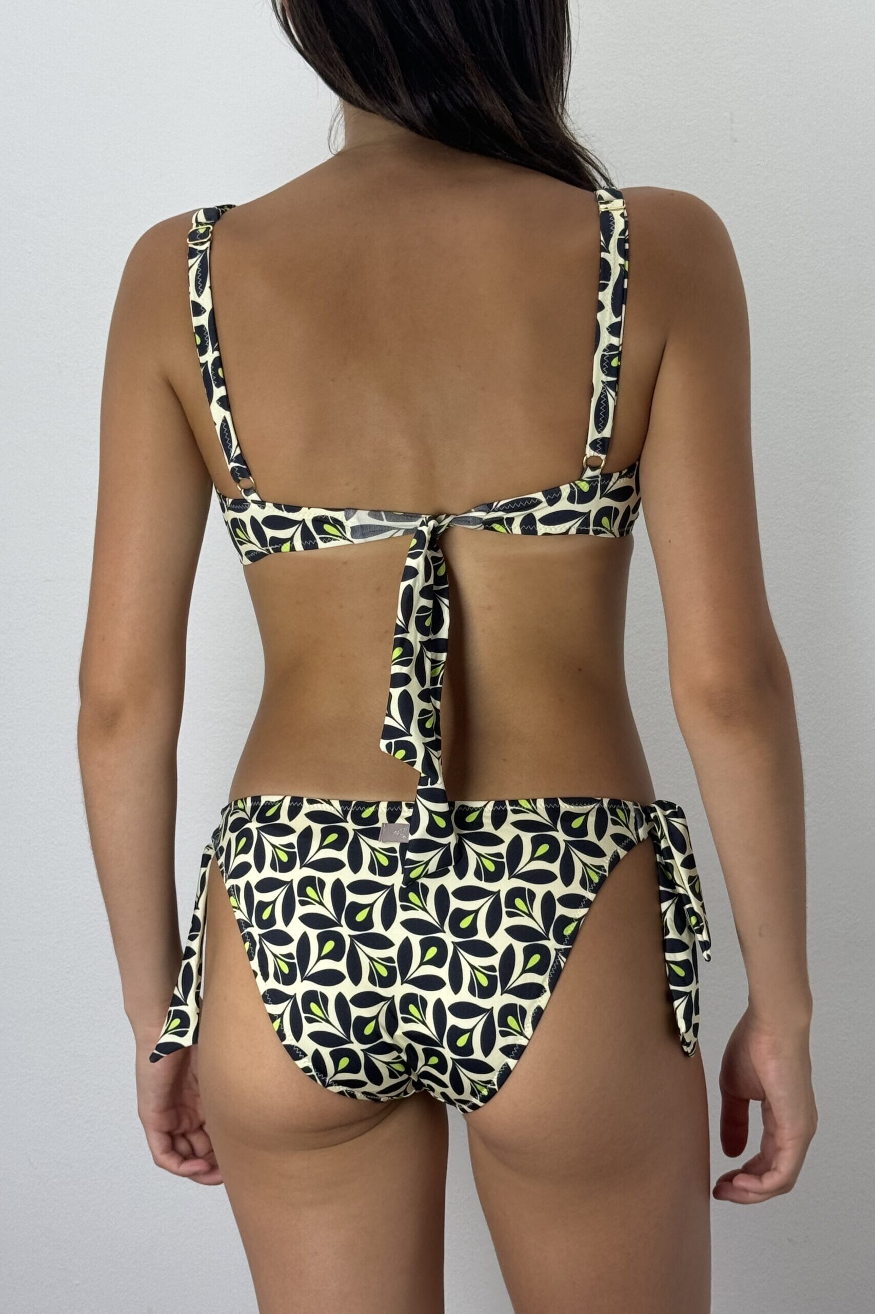 BIANCA VANILLA FAN BACK