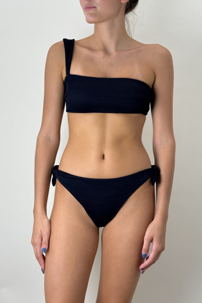 NICOL TOP | BLACK GOFFRE