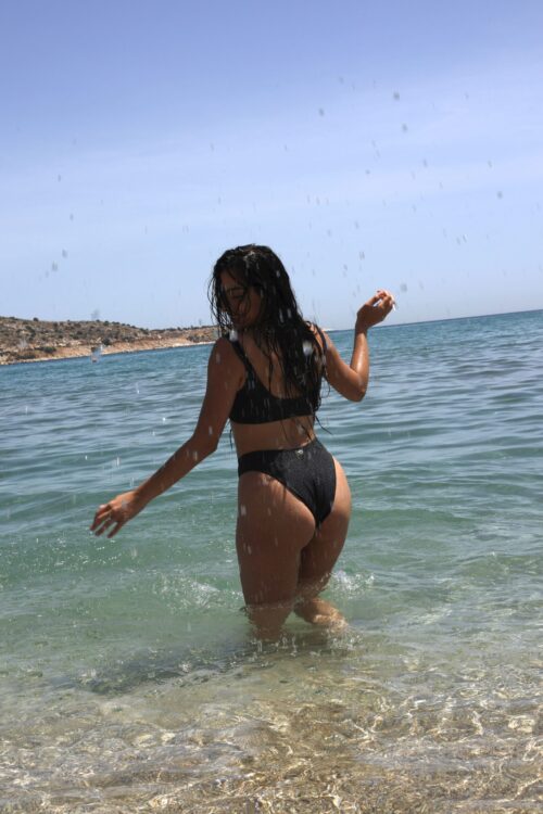 CAMPAIGN_’25_NAYA_BLACK_GLOSS_17